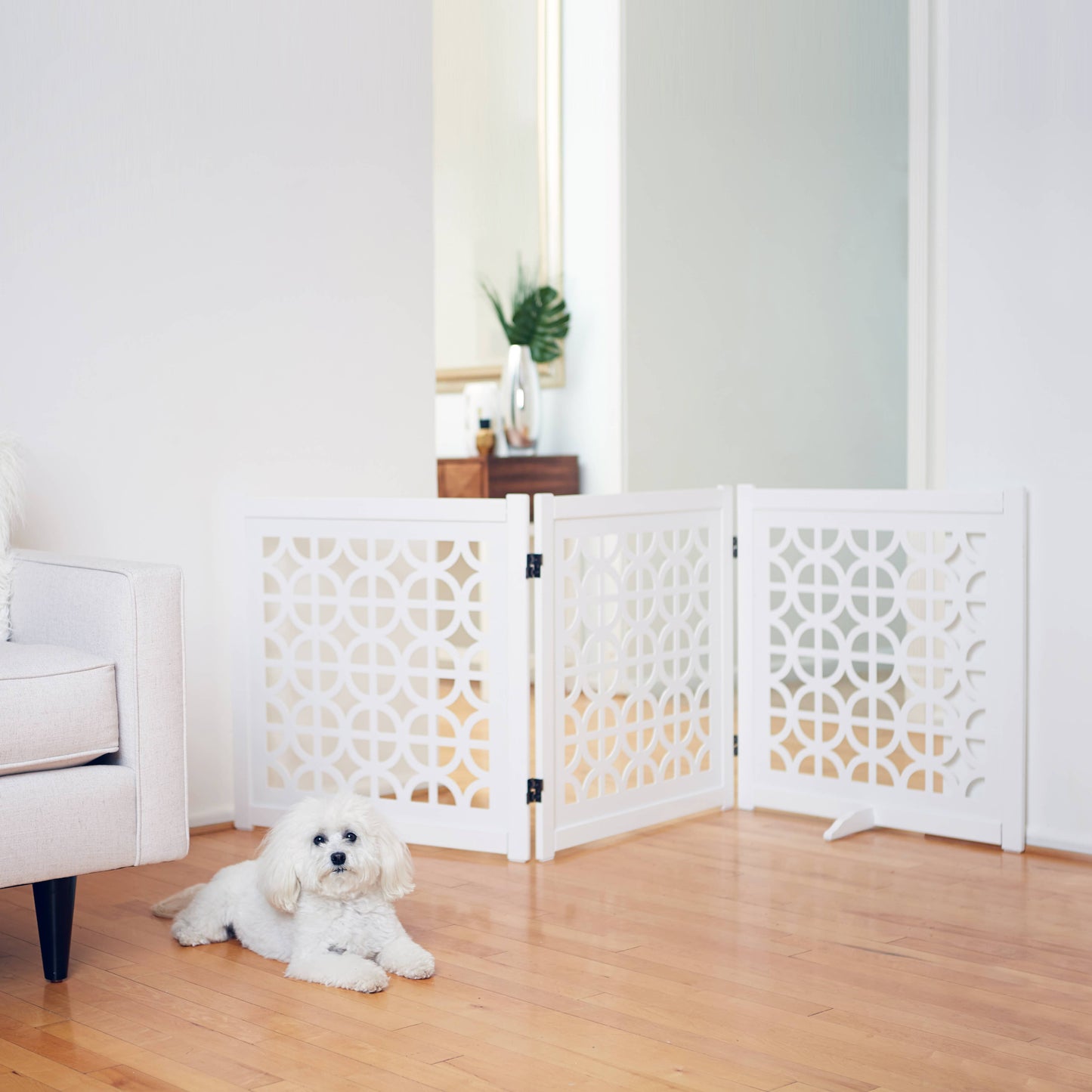 Primetime Petz Palm Springs Solid Wood Freestanding Designer Pet Gate (White)