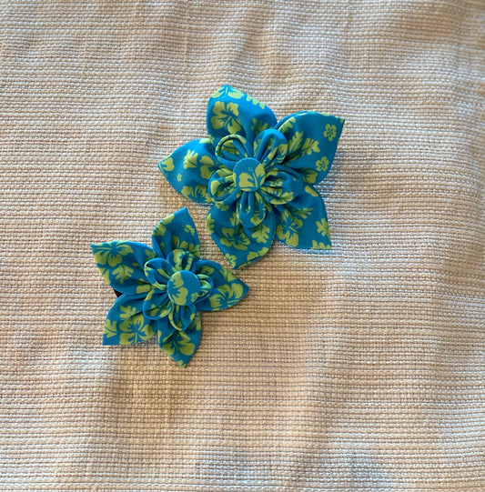 Aloha dog flower bow