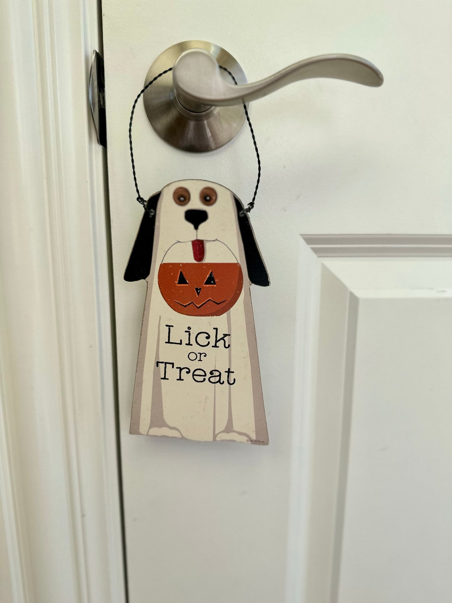 "Lick or Treat" door hanger