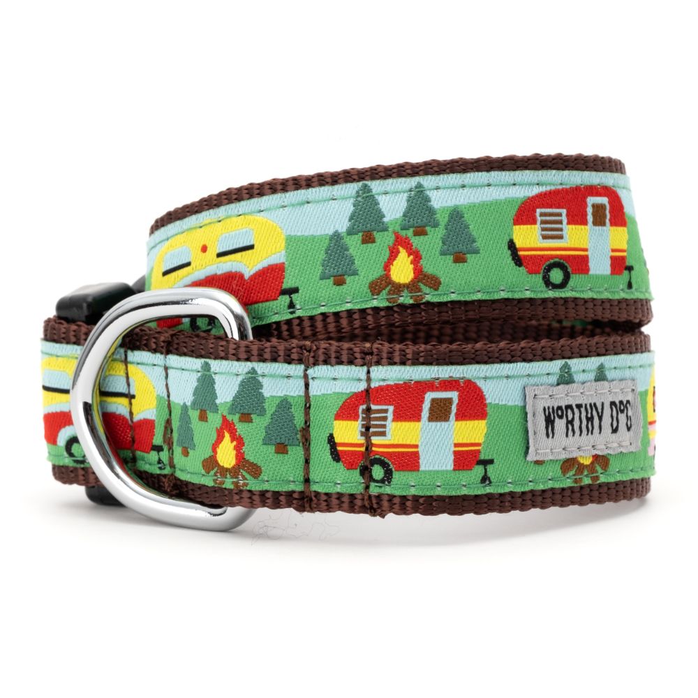 Happy Camper dog collar and leash set